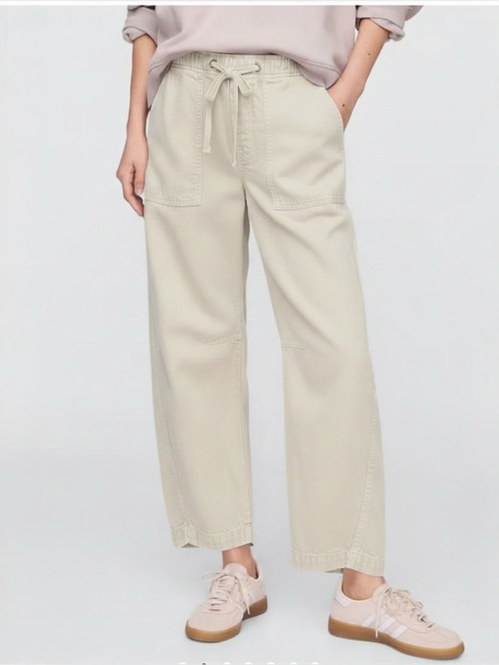 NEW Gap Mid Rise SuperSoft Pull-On Barrel Jeans Medium Cream color